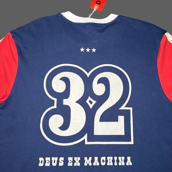 Deus Ex Machina Box Fit Round Up Long Sleeve Tee Red Blue Size XL NWT - Picture 6 of 9